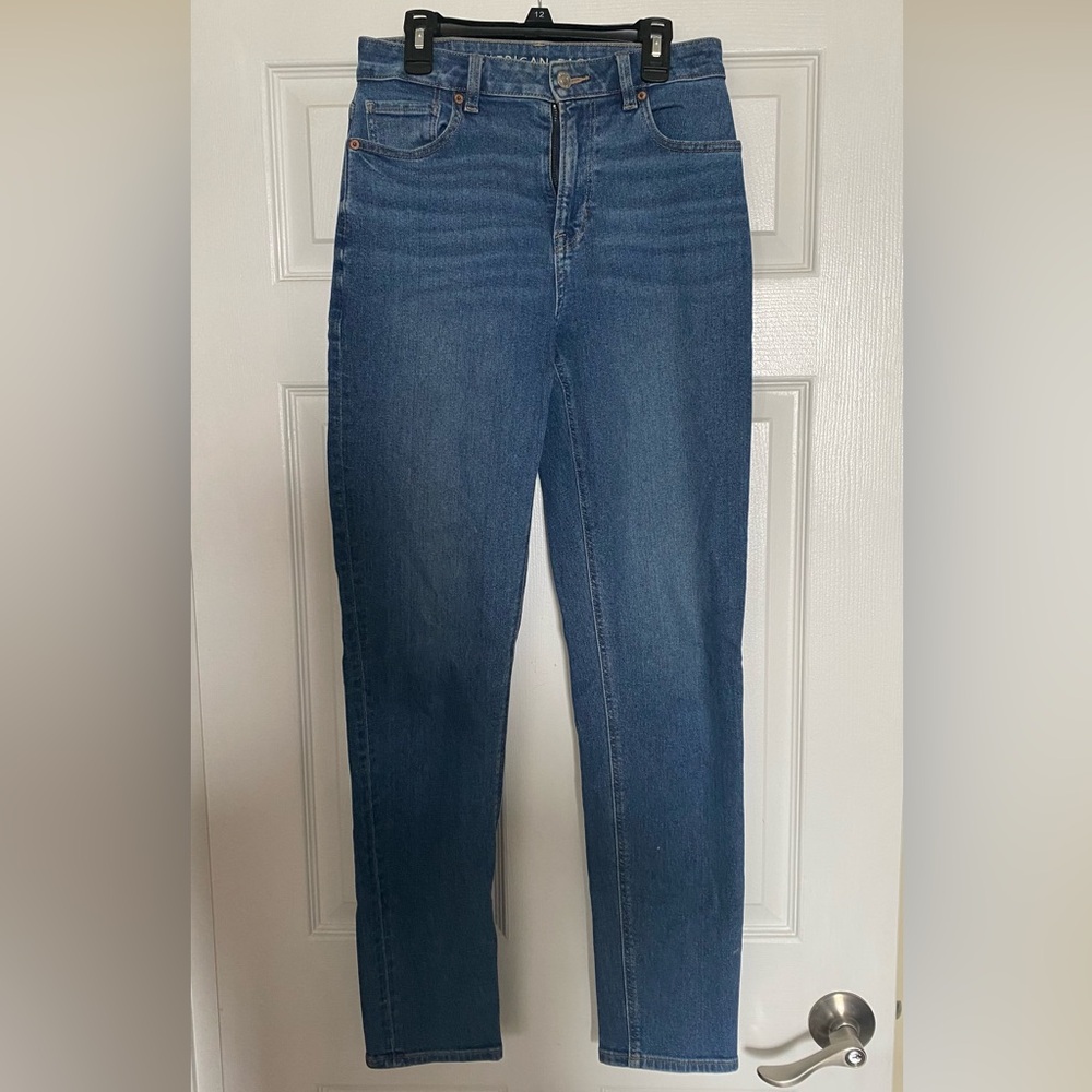 American Eagle Outfitters Women's Straight Leg Blue Jeans